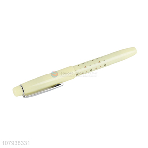 Factory price light yellow plastic fountain pen portable signature pen