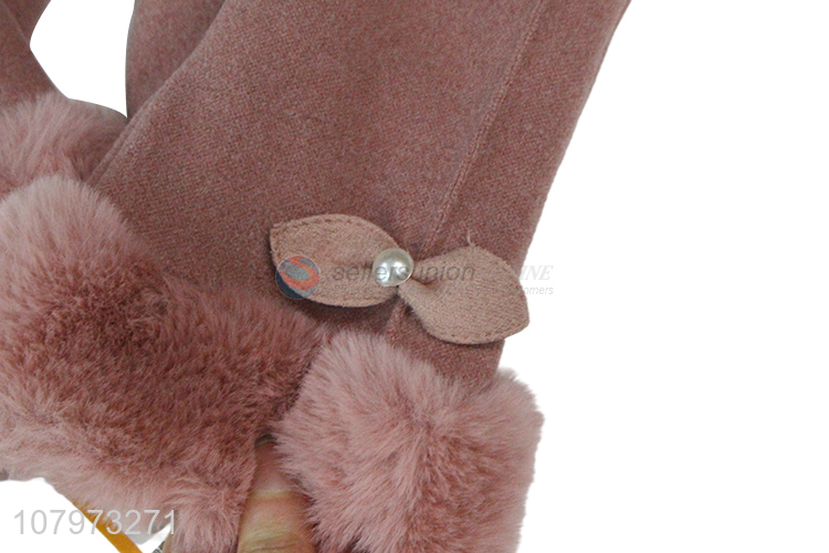 Factory wholesale pink plush gloves ladies cold gloves