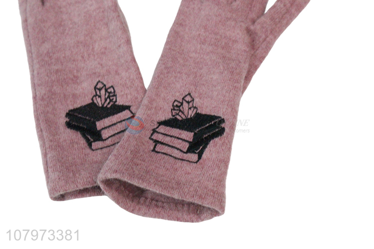 China factory pink printed gloves ladies windproof gloves autumn