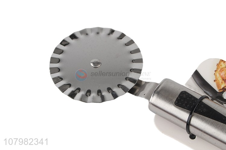 Top sale silver stainless steel creative pizza cutter for kitchen baking