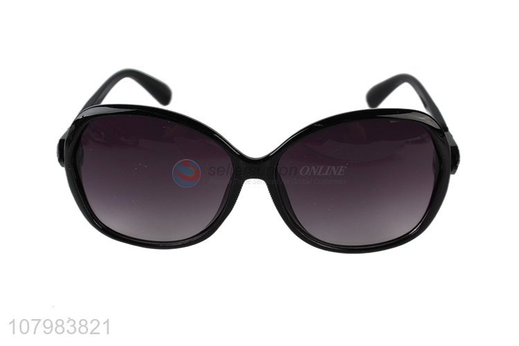 Popular Fashion Black Sunglasses Summer Leisure Holiday Sun Glasses