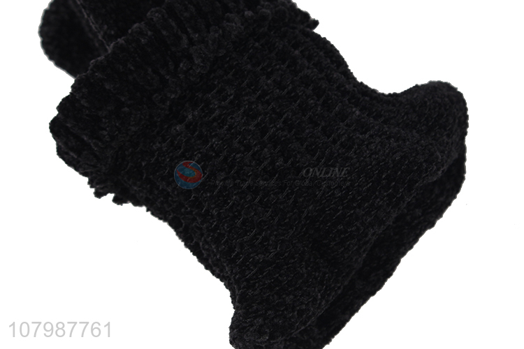 Wholesale black five-finger double-layer knitted gloves for winter