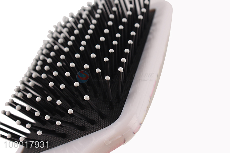 Yiwu wholesale plastic comb creative massage comb