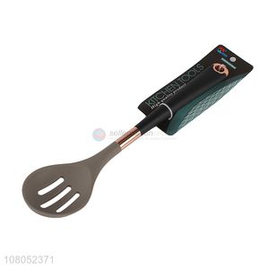 Wholesale cooking tool heat resistant silicone slotted spoon with nylon handle