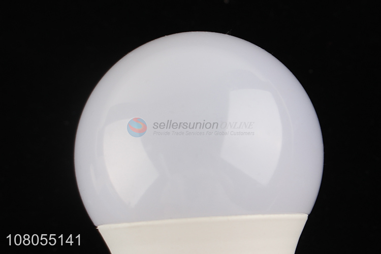 Decorative Dimmable Color Changing LED Rgbw Bulb With Remote Control