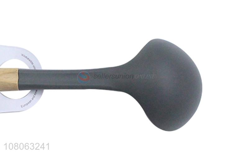 Good quality utensils soup ladle with wooden handle