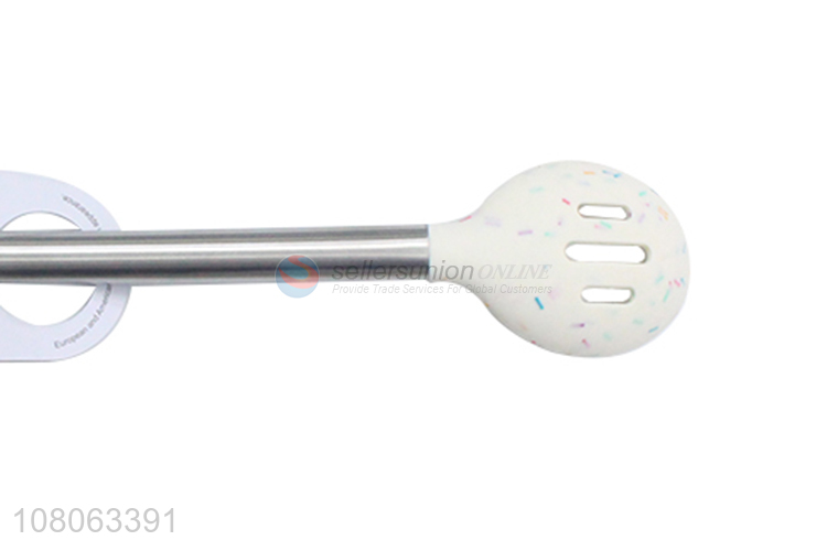 Yiwu wholesale white silicone durable slotted ladle