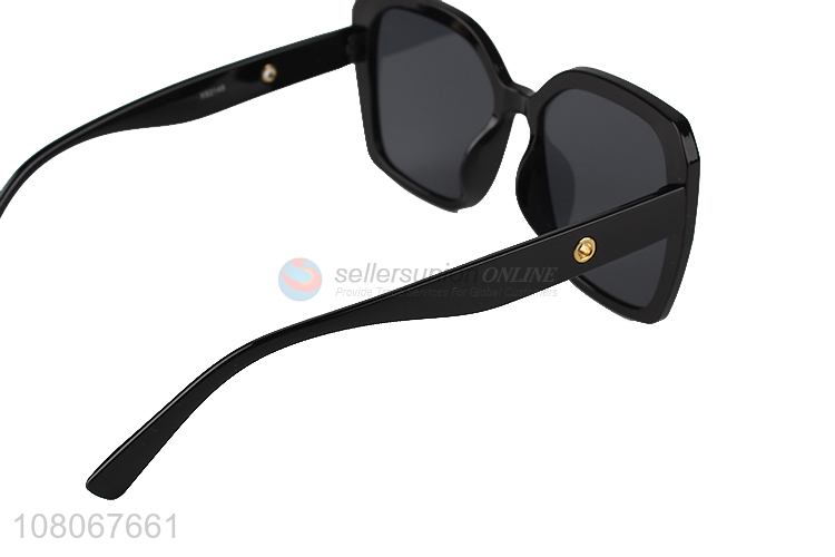 Online wholesale oversized shield sunglasses uv400 protection sunglasses