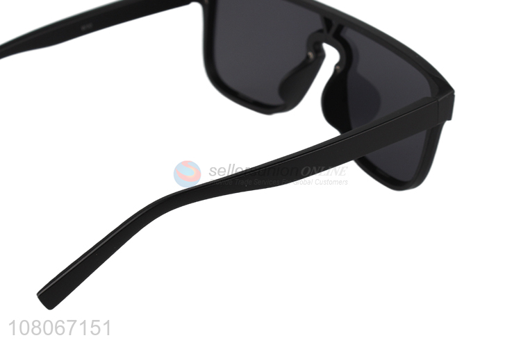 Good quality trendy flat top plastic frame polarized lens sunglasses