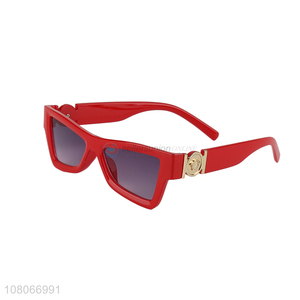 New arrival womens sunglasses mens sunglasses red frame sunglasses