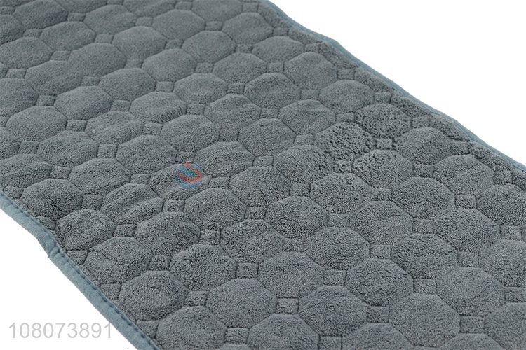 New Design Rectangle Non-Slip Floor Mat Quilted Mat