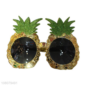 Factory wholesale plastic cartoon pineapple party decoration glasses