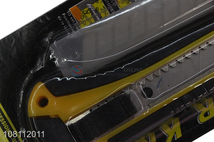 Factory supply safety steel utility knife set with blades