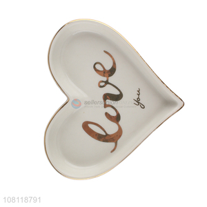 Yiwu market creative heart shape ceramic plates for table decoration