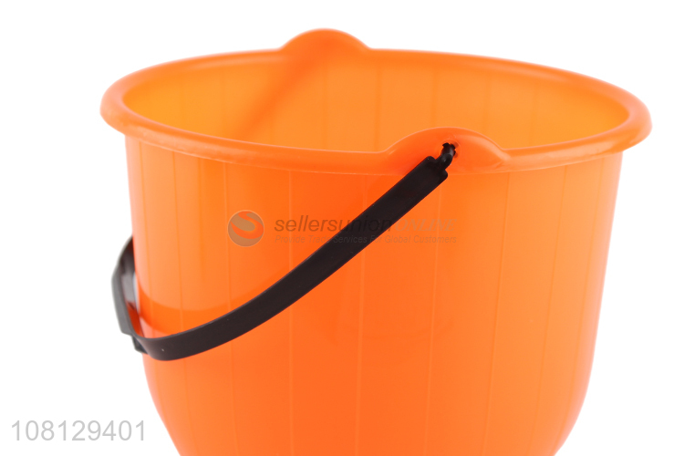 Wholesale Halloween pumpkin bucket candy bucket with handle