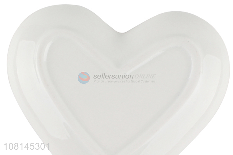 High Quality Heart Shape Ceramic Plates With Gold Rim