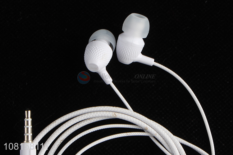 New arrival cheap in-ear wired headphones for cell phone