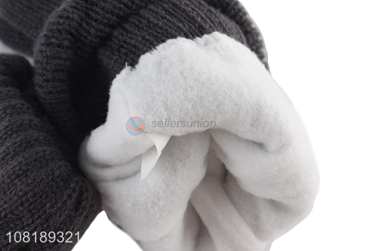 Yiwu market fashion design warm winter gloves for sale