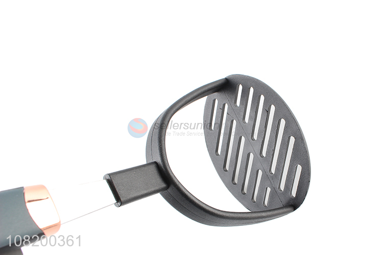 Yiwu wholesale nylon murphy press kitchen baking tools