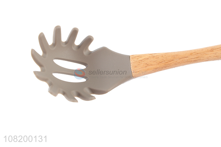 China supplier wooden handle silicone spaghetti spatula