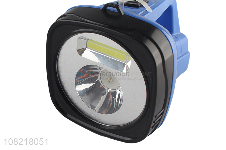 Factory price energy-saving lantern with batteries