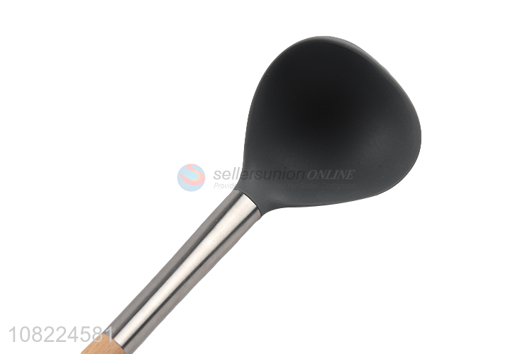 Wholesale wooden handle food grade silcone soup ladle for serving