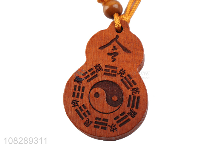 Yiwu wholesale gourd shape wood carved keychain key ring