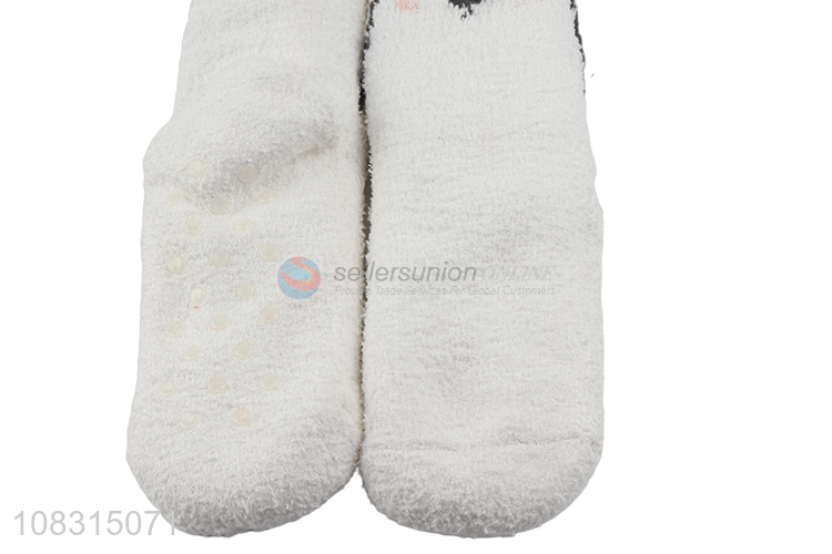 Yiwu wholesale white fleece socks thickened floor socks