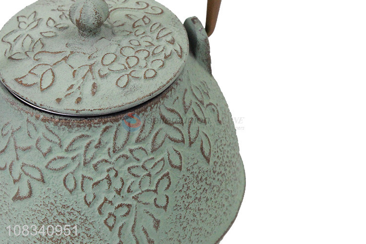 Wholesale 1.1L Japanese tetsubin cast iron tea pot with leaf pattern