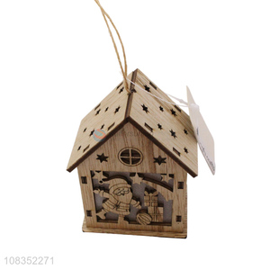 Top Quality Cute Wooden House Hanging Ornament For Christmas Decoration