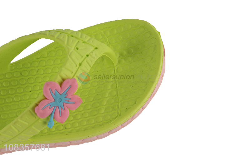 Yiwu wholesale ladies fashion slippers cool flip flops