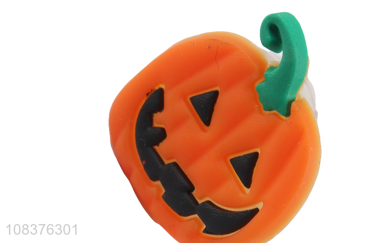 Factory price pumpkin shaped ring glowing toy ring