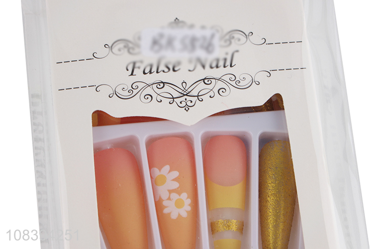 High quality delicate flower fake nails fashion nail art for women