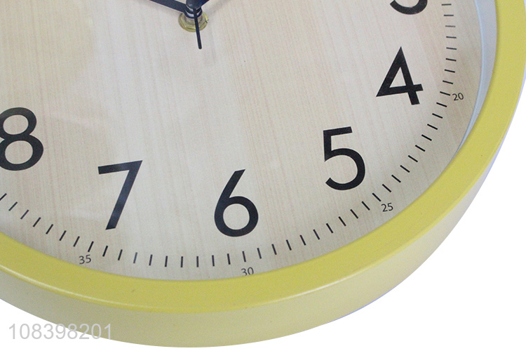 Factory price simple plastic silent wall clock digital clock