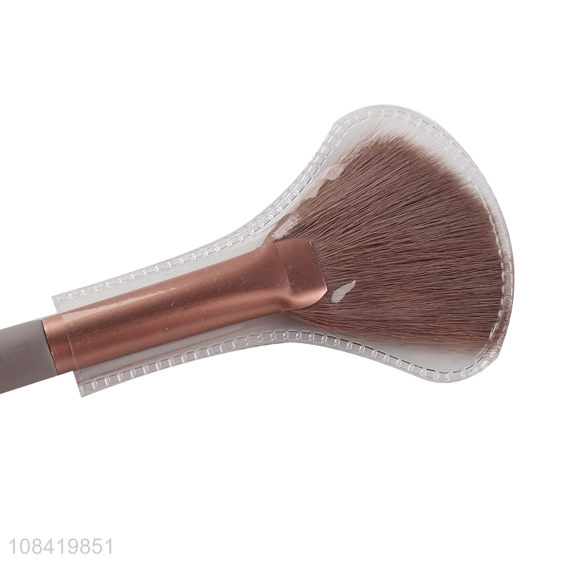 Most popular girls makeup brush blush brush with top quality