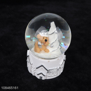 Factory direct sale polyresin water balls Christmas snow globes