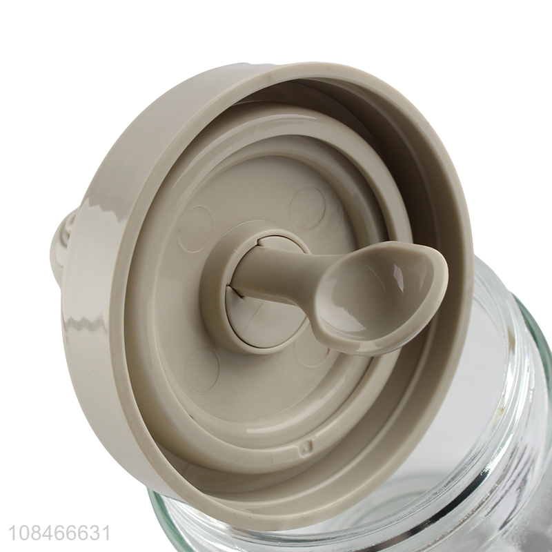 Good quality airtight glass seasoning bottle with retractable spoon