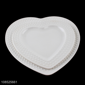 Yiwu wholesale heart shape ceramic white dinnerware plate