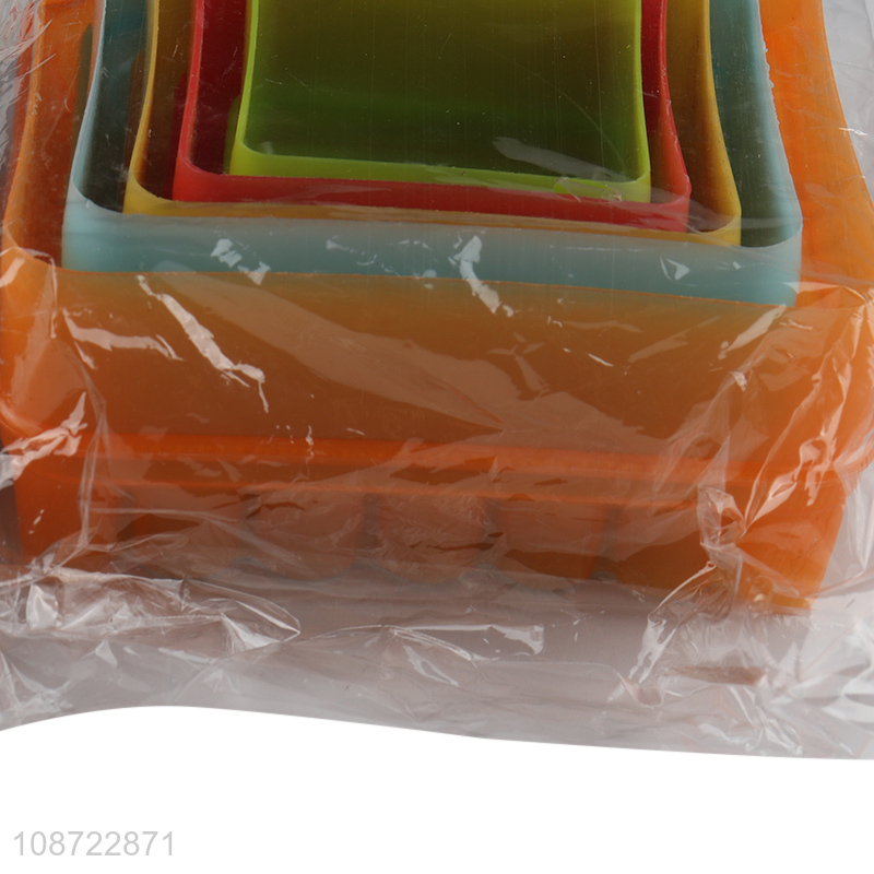 Factory price 5 pieces square plastic cookies molds cutters for baking