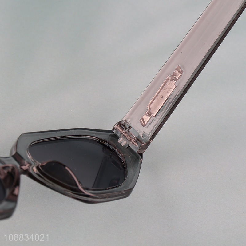 Yiwu factory outdoor fashionable retro sunglass