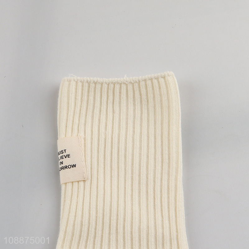 Good quality soft comfortable breathable cotton crew socks for women