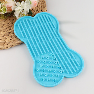 Good price bone shape silicone <em>pet</em> licking pad slow feeder