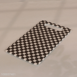 Good Quality BPA Free Plastic Cutting Board with Checkerboard Pattern