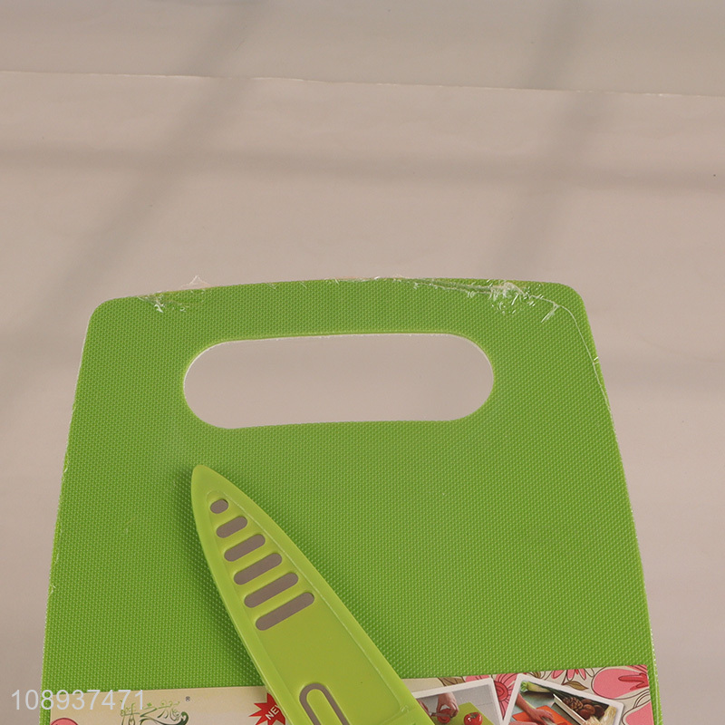 Online Wholesale Plastic Cutting Board with Paring Knife for Kitchen