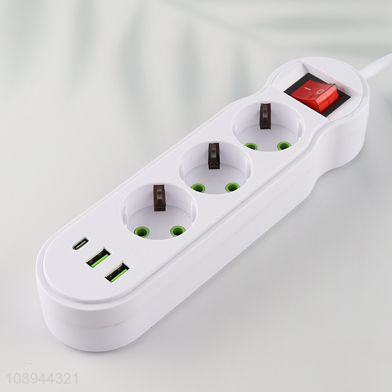 Factory Supply EU Extension Socket Power Strip with 2 USB Charging Ports