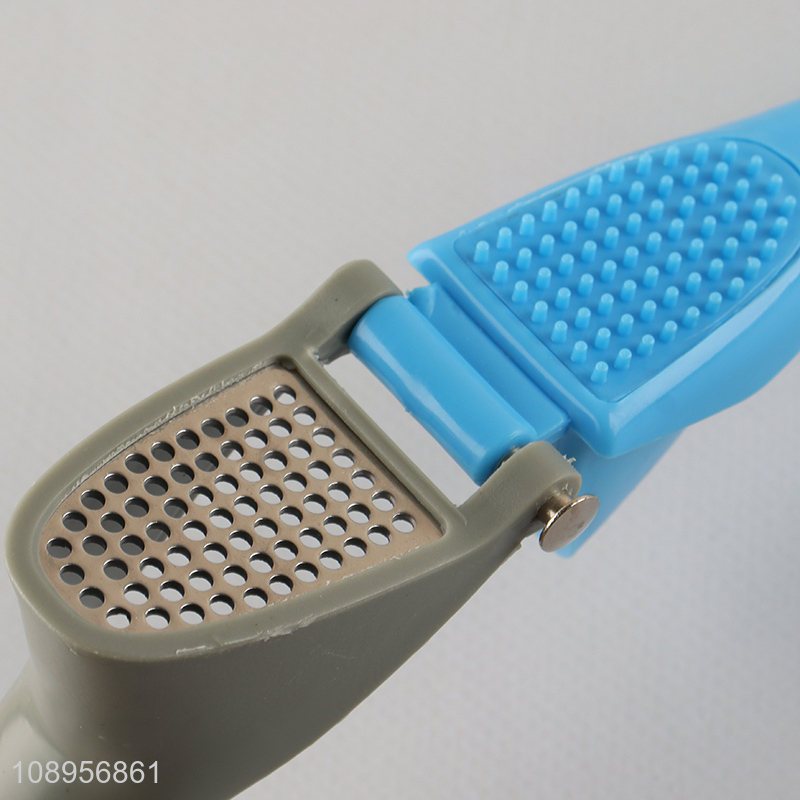 Factory Price Garlic Press Garlic Mincer with Ergonomic Handle