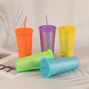 Hot items multicolor 650ml plastic water cup with lid&straw