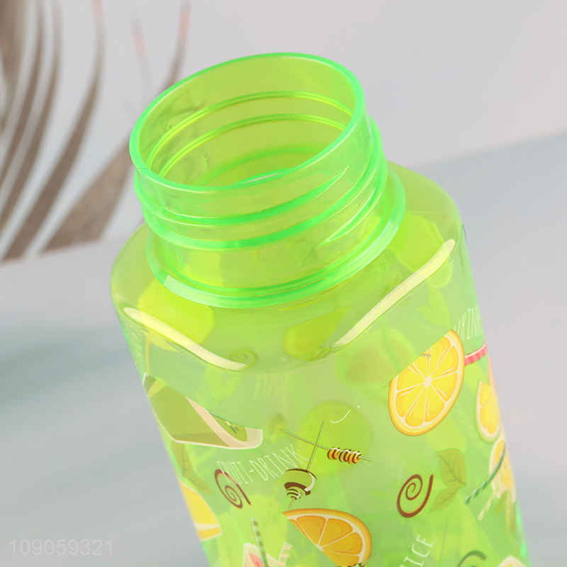 New Product 700ML Portable Fruit Printed Plastic Water Bottle with Flip Straw