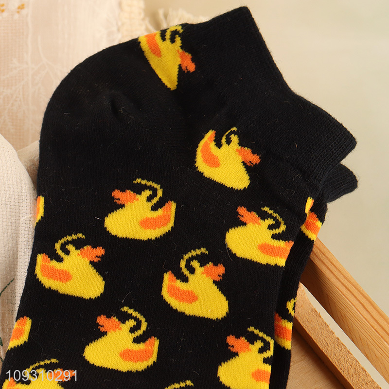 Low price fashion breathable cotton socks women ankle socks