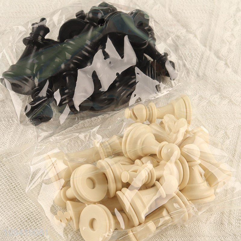 Yiwu market  educational chess board game for fun